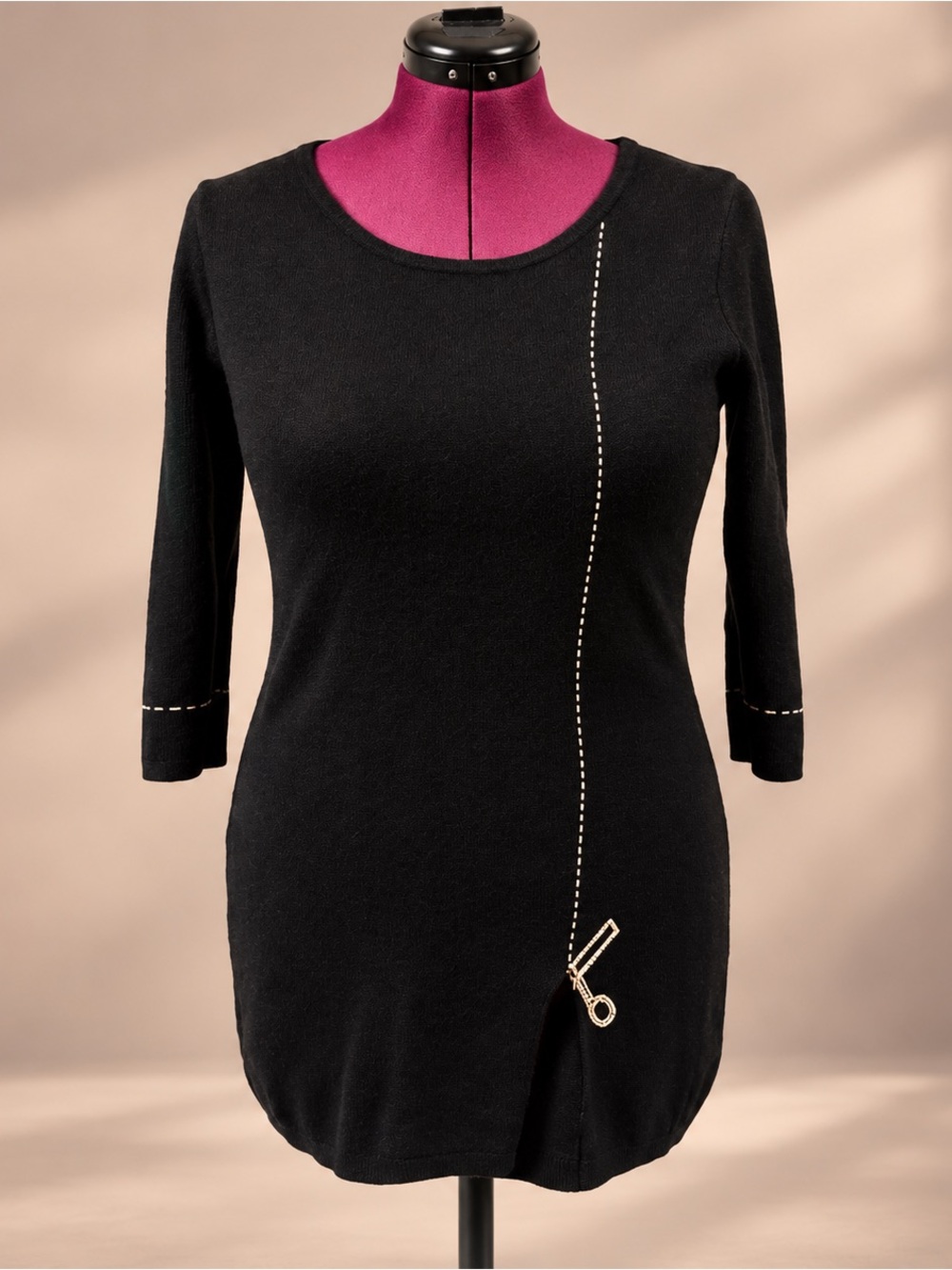 Attitudes by Renee Black Tunic Sweater Scissor Detail Front Slit M